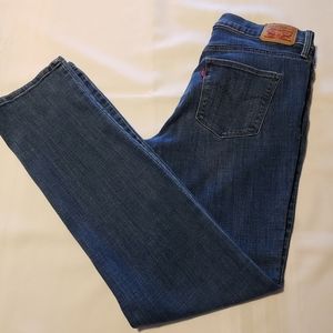 Slimming Straight Levi